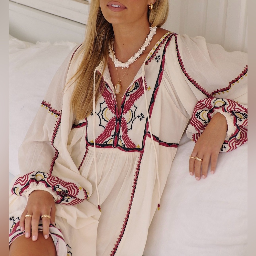 Free People Sweet Escape Midi Embroidered Bohemian Dress Size Medium ~ NWOT - Picture 12 of 12